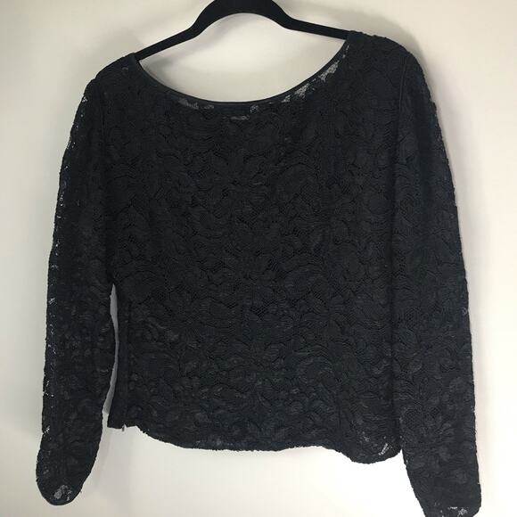 Vintage Ungaro parallele Paris Elegant Black Lace Women 14 Top made in Italy - Picture 2 of 11